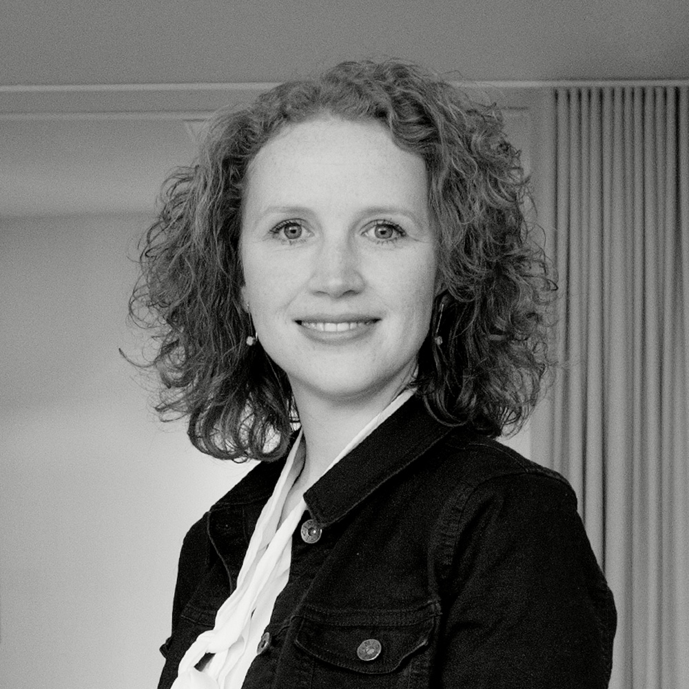 Linda van de Burgwal, PhD.